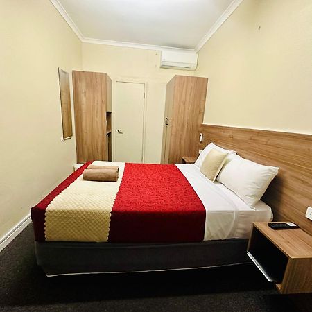 Wattle Tree Motel Cootamundra Extérieur photo