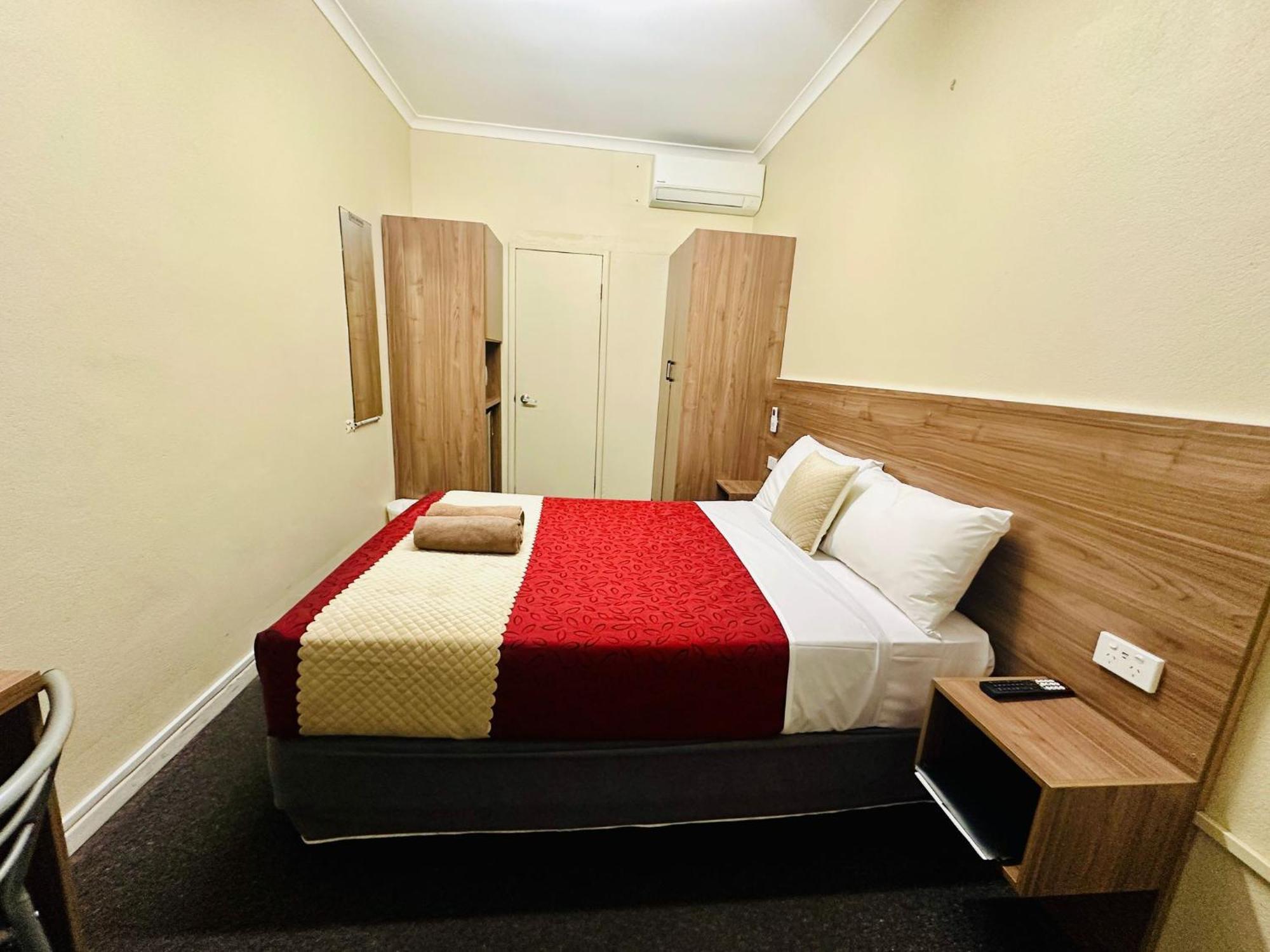Wattle Tree Motel Cootamundra Extérieur photo