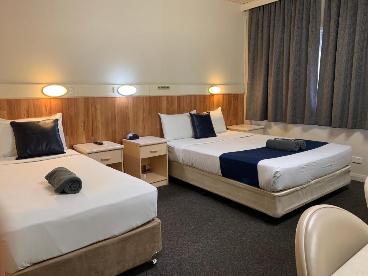 Wattle Tree Motel Cootamundra Extérieur photo